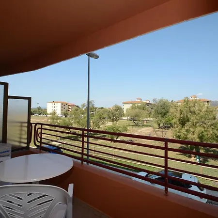 Familiares Sa Gavina Estartit ל'אסטרטיט